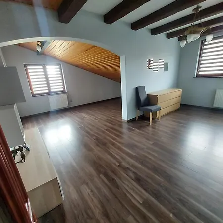 Apartamento Duży - Dom - Sportowa - Zalesie *