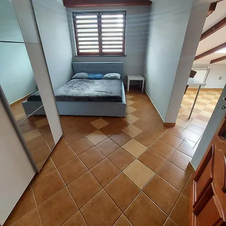 Duży - Dom - Sportowa - Zalesie Apartamento *